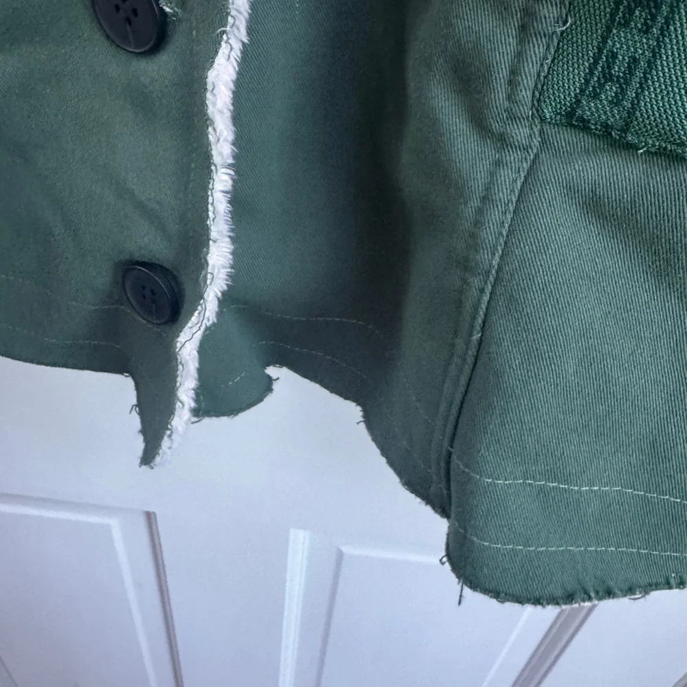 Carhartt Women’s Size Small Green Utility Jacket with Sherpa Lining - Picture 7 of 9